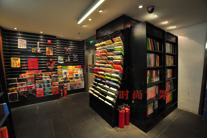 文具店貨架_雜志架